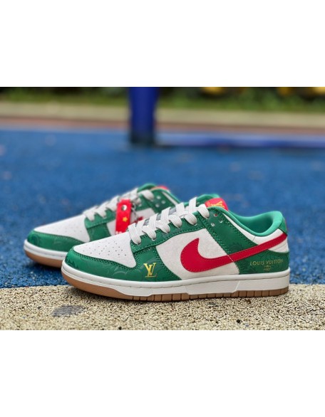 Nike SB Dunk Low 