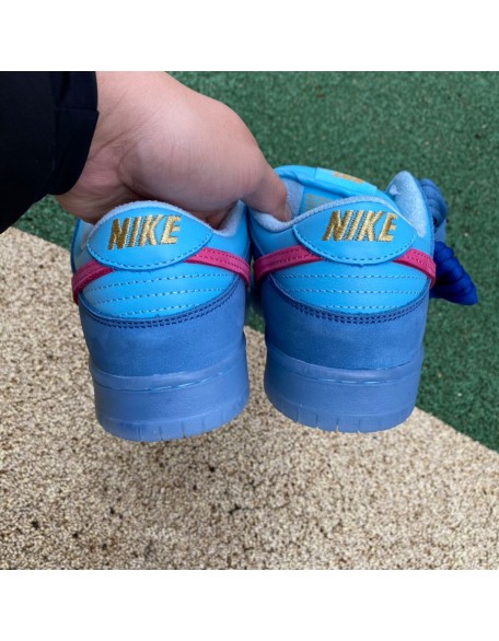 Run The Jewels x Nike SB Dunk Low