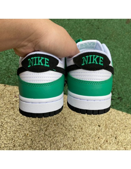 Nike Dunk Low SE “Lottery Green”