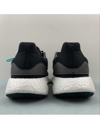 Adidas PureBoost 22