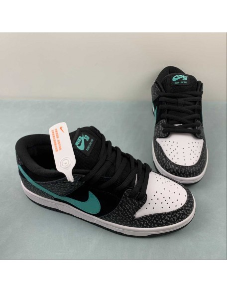 Nike SB Dunk Low Pro