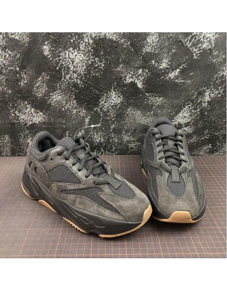 Yeezy Boost 700 