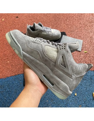 Air jordan 4 kaws