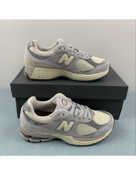 New Balance 2002R