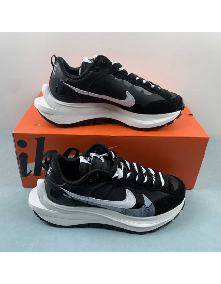 Nike Ldwaffle / Sacai 