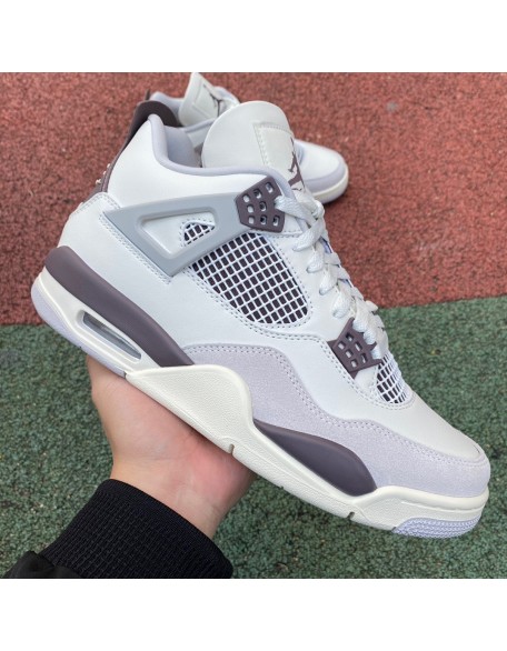 Air Jordan 4 RETRO