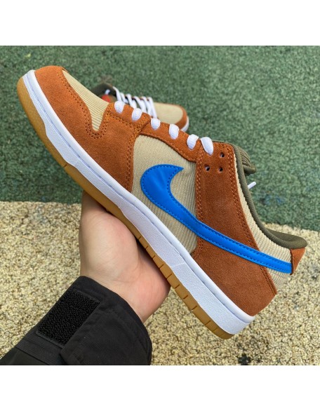 Nike SB Dunk Low