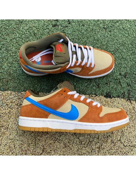 Nike SB Dunk Low