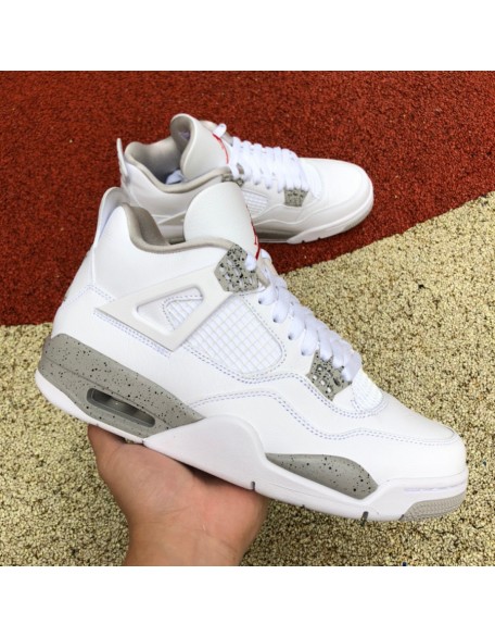 Air Jordan 4“White Oreo”